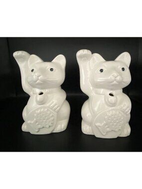 Benihana Maneki Neko Lucky Cat White Tiki Mugs Right Paw Raised Lot of 2